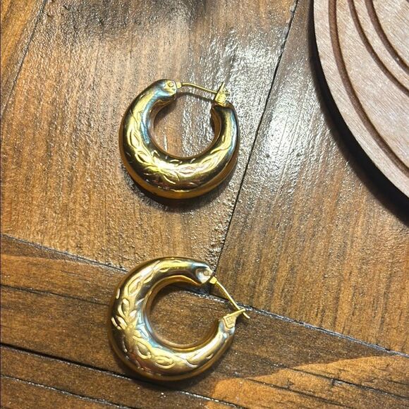 Thick Gold Hoop Earrings - Picture 10 of 12